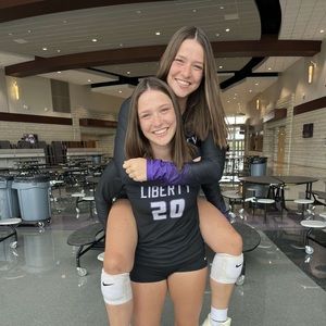 Meet your Posher, Makayla